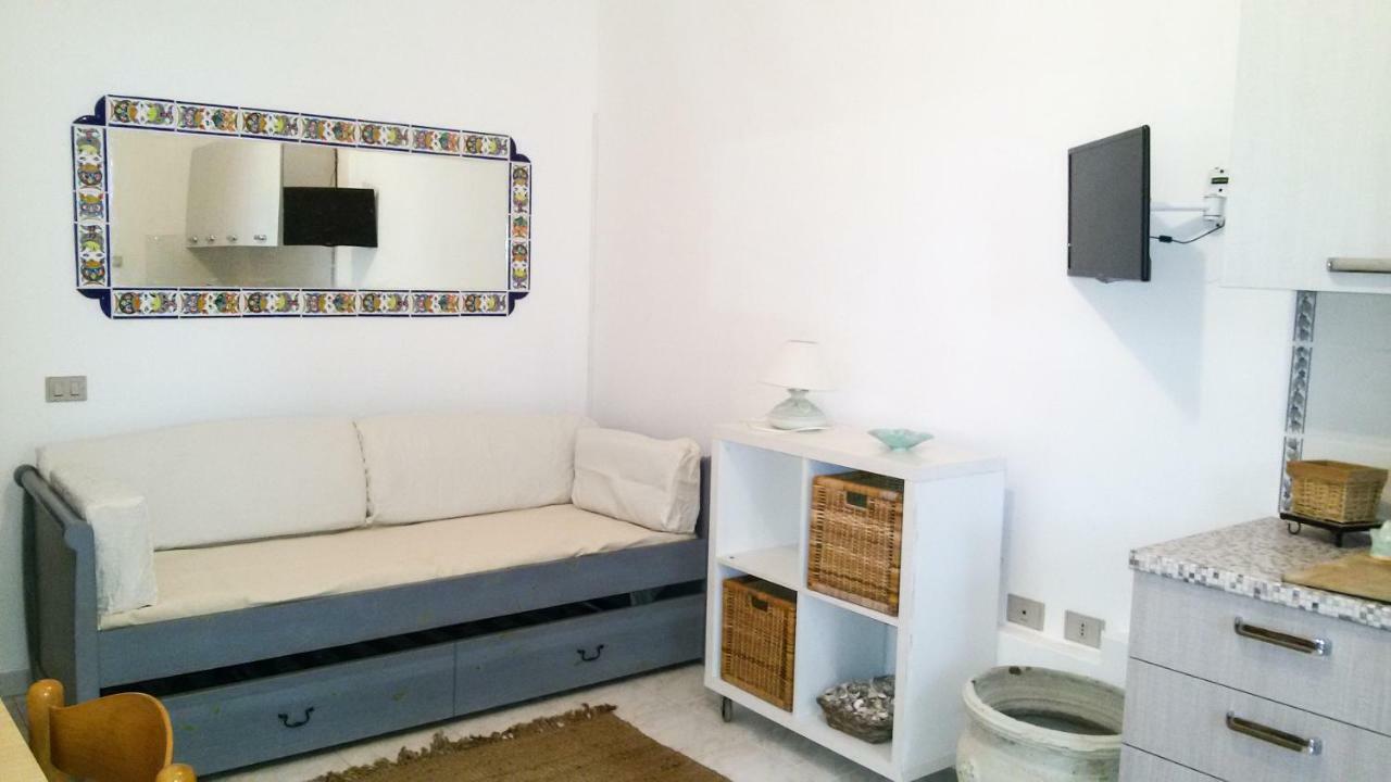 Bilocale Il Geraneo Villa Villasimius Bagian luar foto